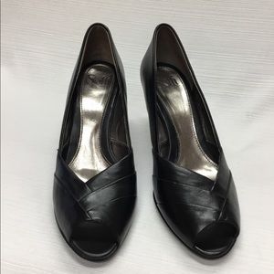 Go with All Black Leather, Peep-Toe Heels - Soffi